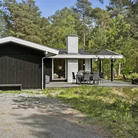 2631 Nexø - Fjælstaunijn 6 Vakantiehuis *